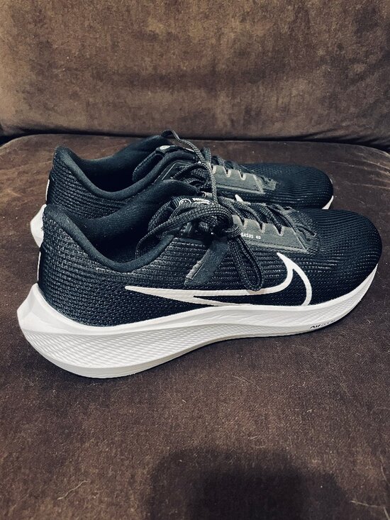 Nike Air Zoom Pegasus 40 Men\'s Size 11.5 Black White Running Sneakers main image 5